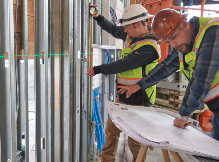 Фахівець-консультант з сонячної енергетики