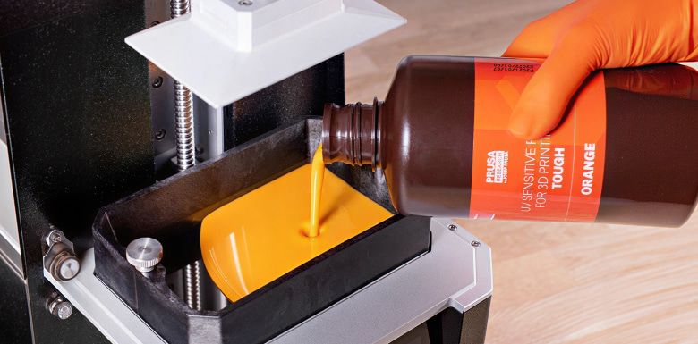 Рідка фотополімерна смола