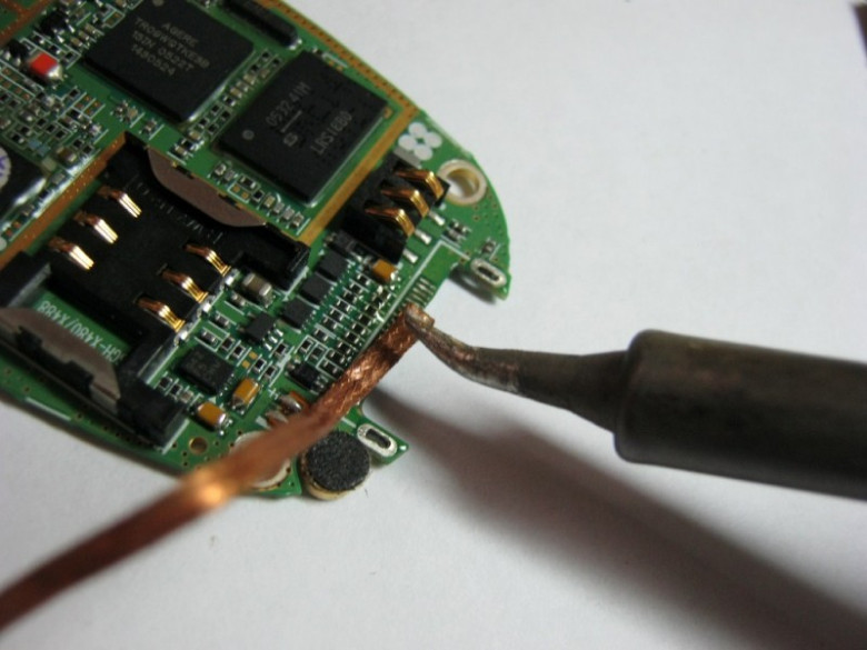 Removing solder