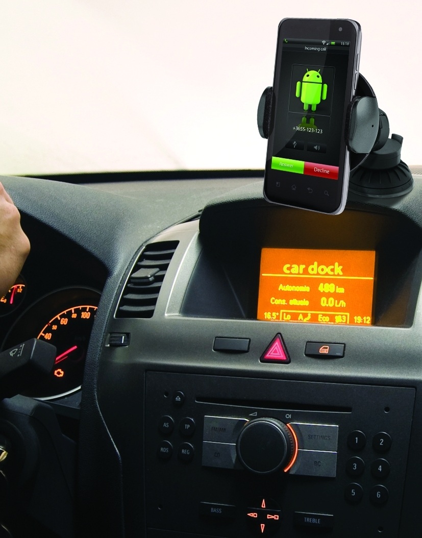 iPhone Car Dock. Mount Example