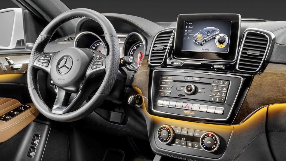 Mercedes-Benz NTG 5.0 head unit