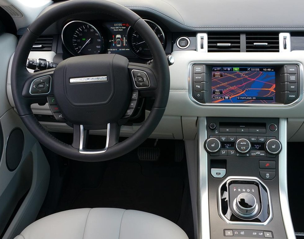 Range Rover Evoque head unit