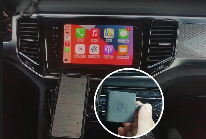 How wireless carplay activator looks inside the car